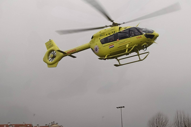 U Istri teško ozlijeđen mladi motociklist, helikopterom prevezen u riječku bolnicu