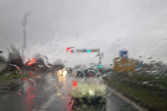 Za četvrtak upaljen crveni meteoalarm, nevrijeme prijeti riječkoj regiji