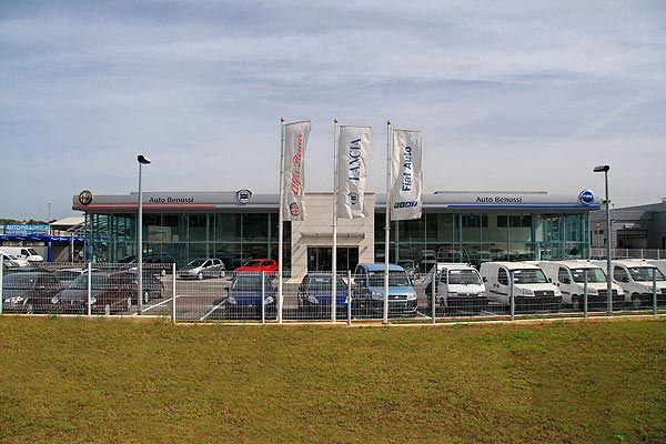 Policija pronašla i posljednje vozilo ukradeno iz pulskog salona - IstraIN