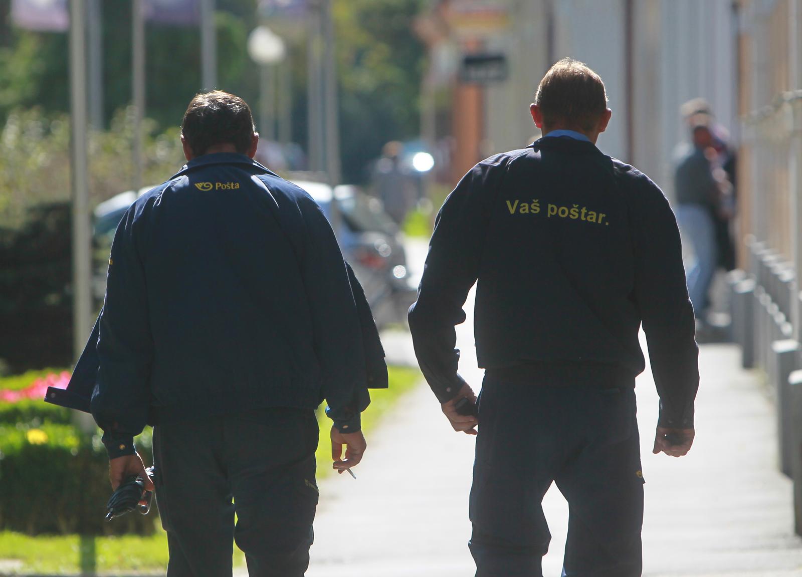 ‘ZBOGOM POŠTO MOJA’ Rovinjski poštar nakon 32 godine dao izvanredan ...